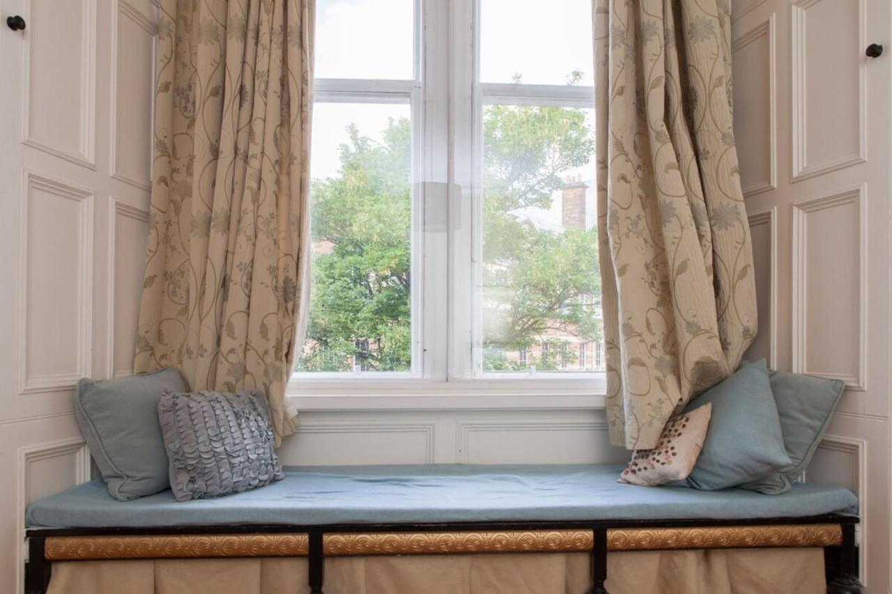 Amazing 4 Bedroom Apartment Just Off The Meadows Εδιμβούργο Εξωτερικό φωτογραφία